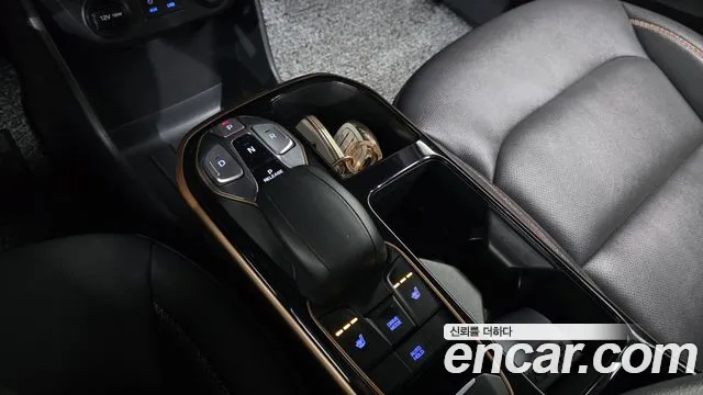 Hyundai Ioniq 2018 — фото 12
