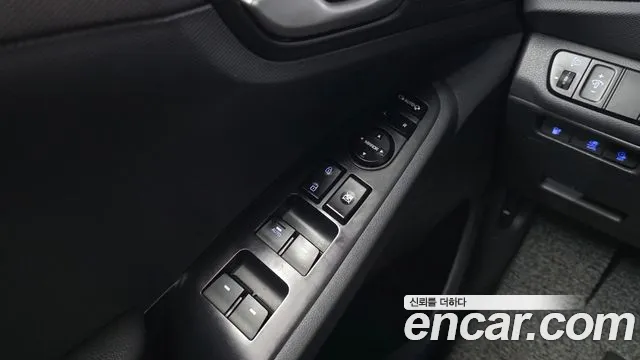 Hyundai Ioniq 2018 — фото 19