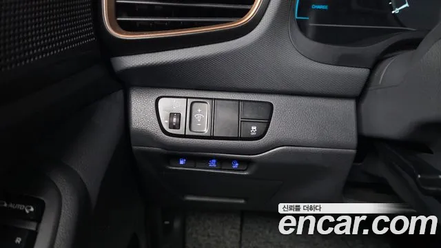 Hyundai Ioniq 2018 — фото 20