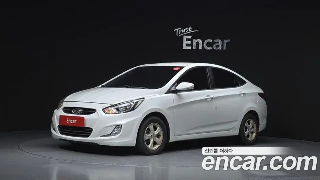 Hyundai Accent 2011 — фото 1