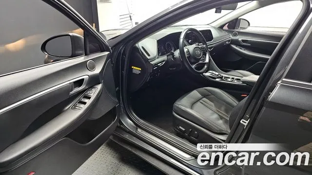 Hyundai Sonata 2020 — фото 10