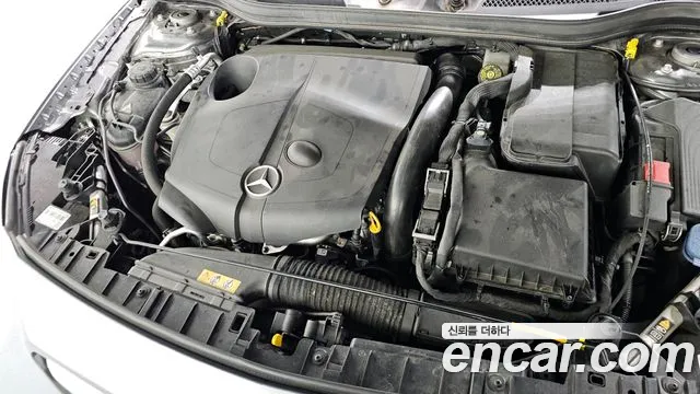 Mercedes-Benz GLA-Class 2017 — фото 6