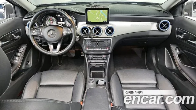 Mercedes-Benz GLA-Class 2017 — фото 7