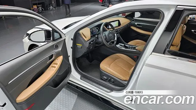 Hyundai Sonata 2020 — фото 13