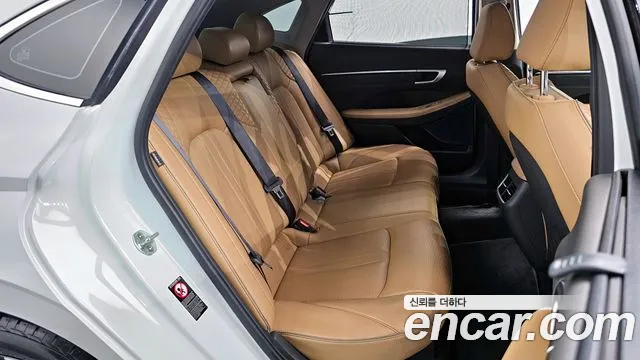 Hyundai Sonata 2020 — фото 17