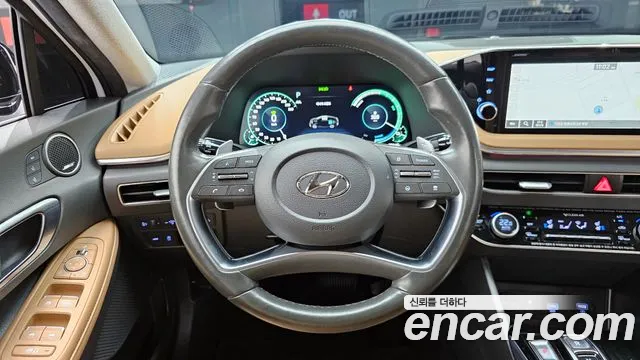 Hyundai Sonata 2020 — фото 19