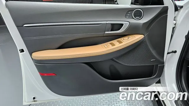 Hyundai Sonata 2020 — фото 14