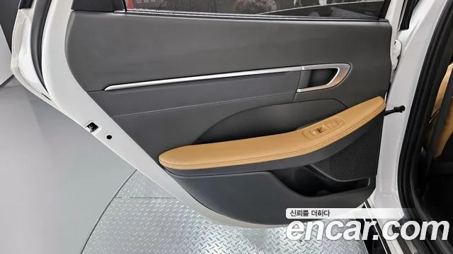 Hyundai Sonata 2020 — фото 15