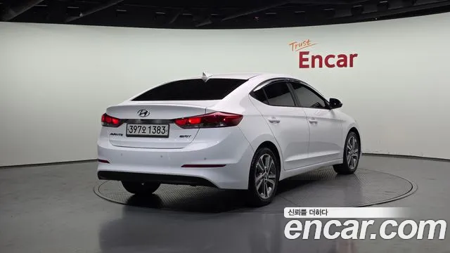 Hyundai AVANTE 2016 — фото 2