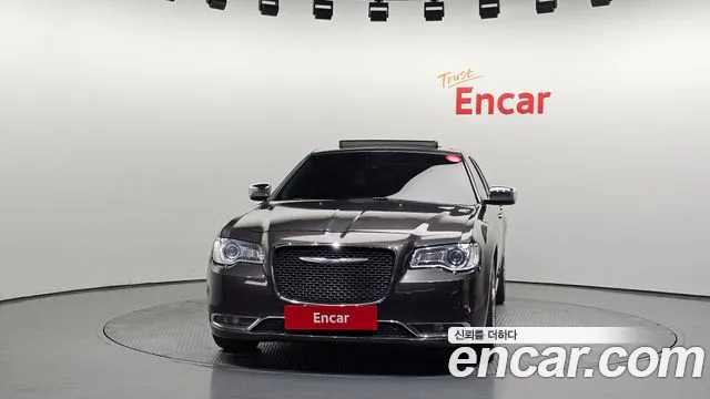 Chrysler 300C 2015 — фото 3