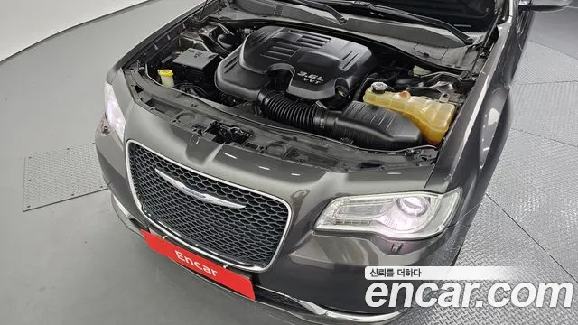 Chrysler 300C 2015 — фото 6