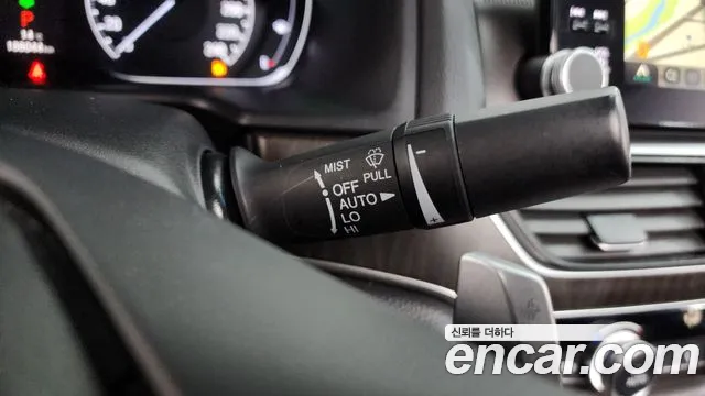 Honda Accord 2018 — фото 13