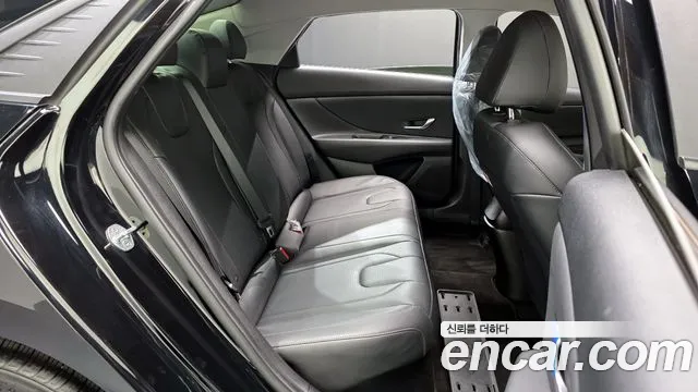 Hyundai AVANTE 2022 — фото 11