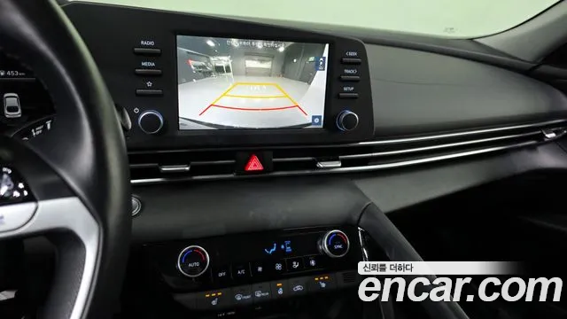 Hyundai AVANTE 2022 — фото 15