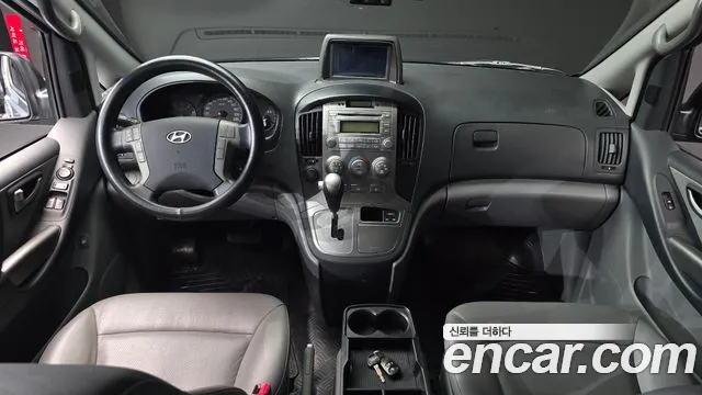 Hyundai Starex 2015 — фото 7