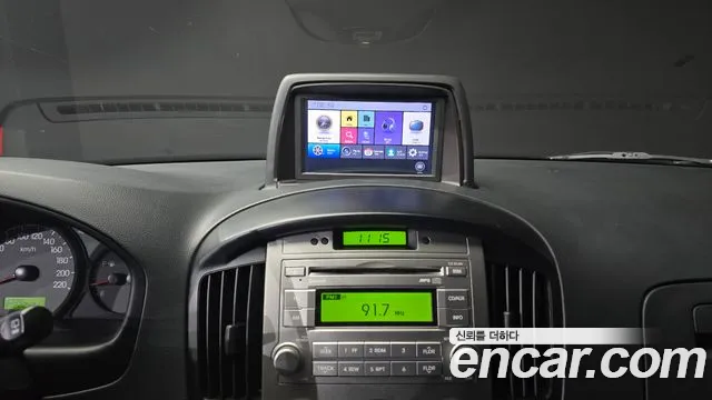 Hyundai Starex 2015 — фото 14