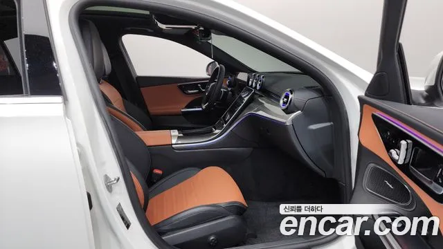 Mercedes-Benz C-Class 2023 — фото 17