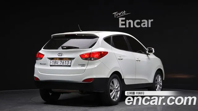 Hyundai Tucson 2011 — фото 2