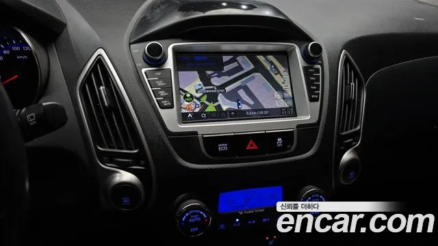 Hyundai Tucson 2011 — фото 13