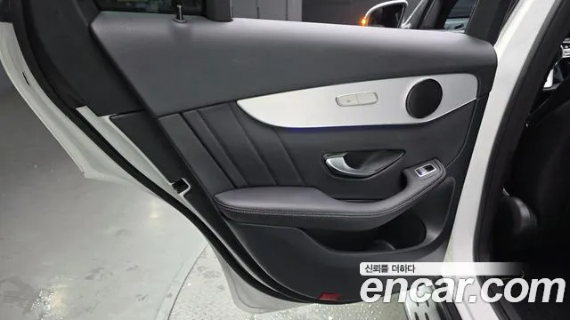 Mercedes-Benz GLC-Class 2021 — фото 15