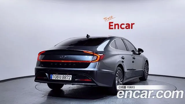 Hyundai Sonata 2022 — фото 2