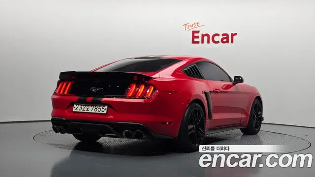 Ford Mustang 2015 — фото 2