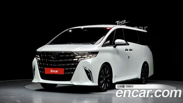 Toyota Alphard 2024 — фото 1