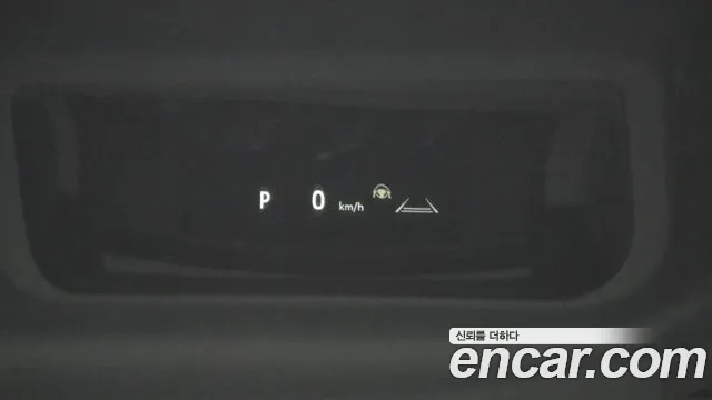 Toyota Alphard 2024 — фото 17