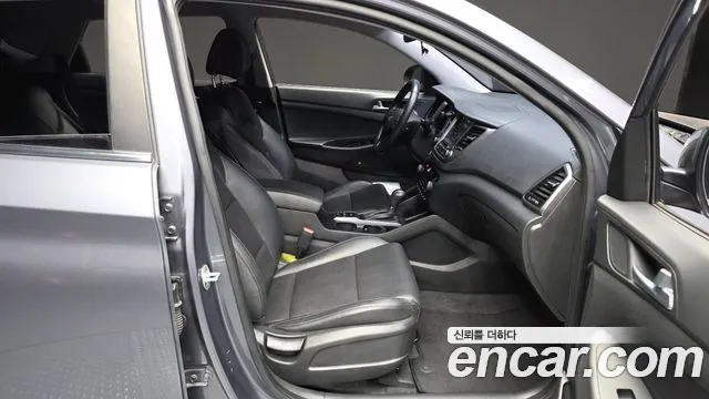 Hyundai Tucson 2017 — фото 11