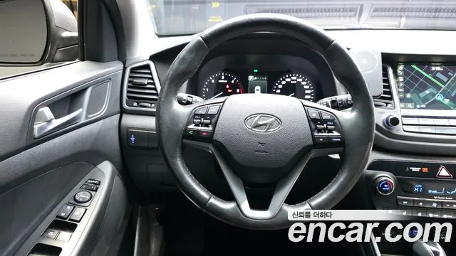 Hyundai Tucson 2017 — фото 13