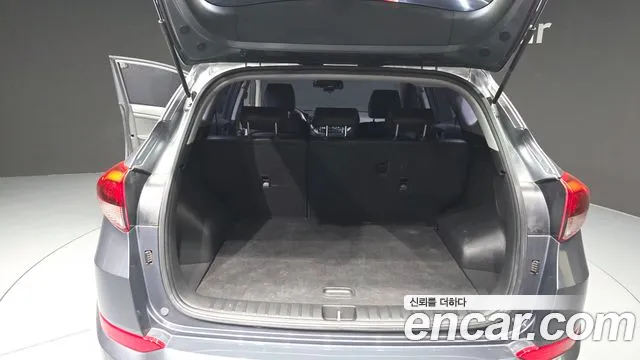 Hyundai Tucson 2017 — фото 20