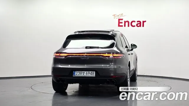 Porsche Macan 2015 — фото 4