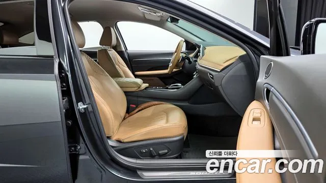 Hyundai Sonata 2021 — фото 17