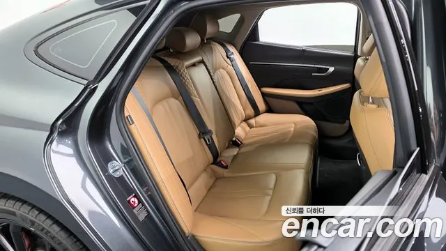 Hyundai Sonata 2021 — фото 16