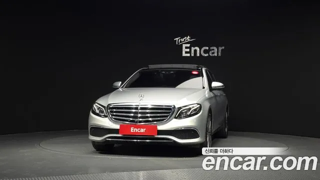 Mercedes-Benz E-Class 2017 — фото 3