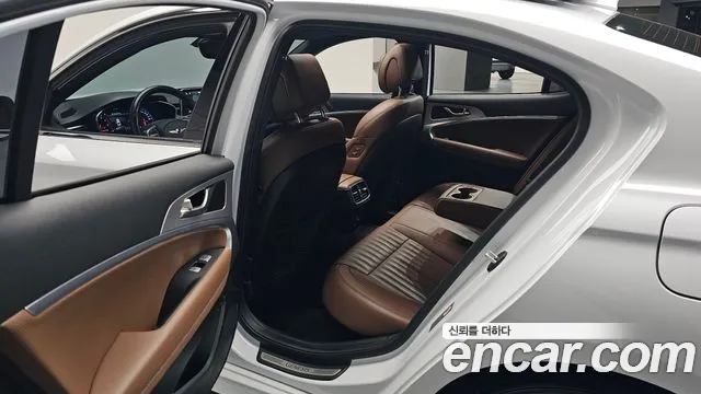 Genesis G70 2018 — фото 16