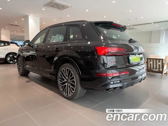 Audi SQ7 2026 — фото 2