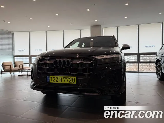 Audi SQ7 2026 — фото 3