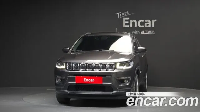 Jeep Compass 2018 — фото 3