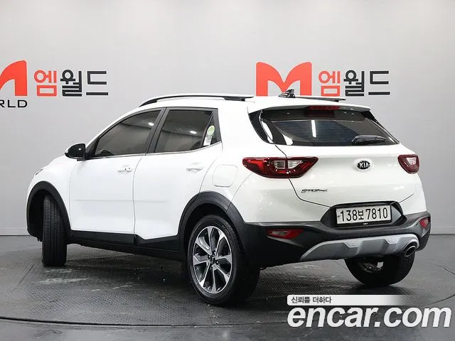Kia Stonic 2020 — фото 4