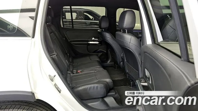 Mercedes-Benz GLB-Class 2020 — фото 18