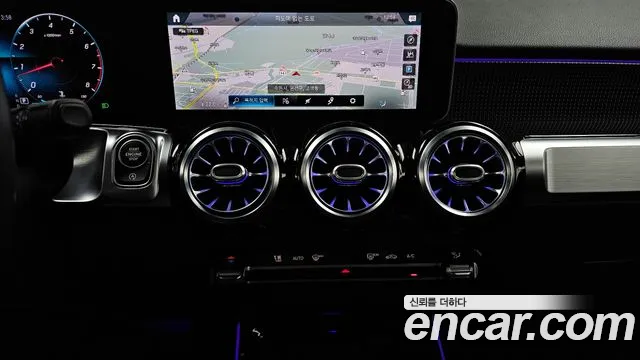 Mercedes-Benz GLB-Class 2020 — фото 20