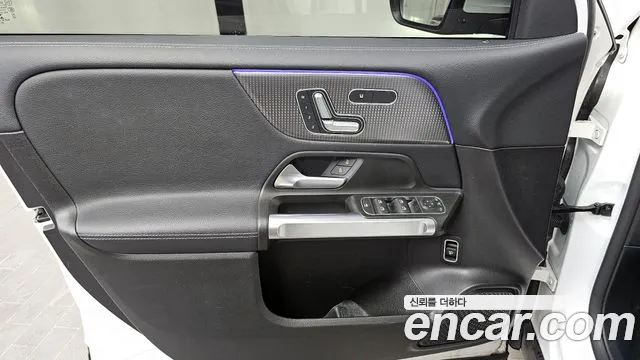 Mercedes-Benz GLB-Class 2020 — фото 14