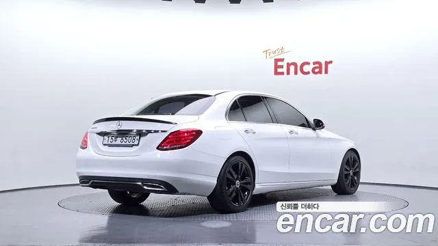 Mercedes-Benz C-Class 2018 — фото 2