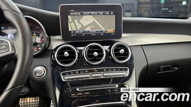Mercedes-Benz C-Class 2018 — фото 19