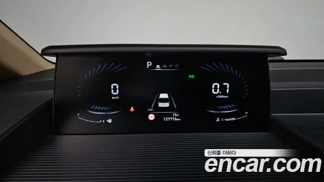 Hyundai Staria 2022 — фото 8