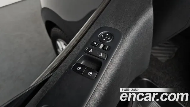 Hyundai Staria 2022 — фото 17