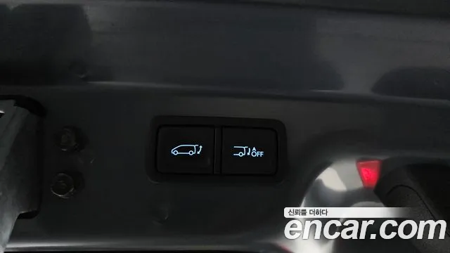 Hyundai Staria 2022 — фото 19