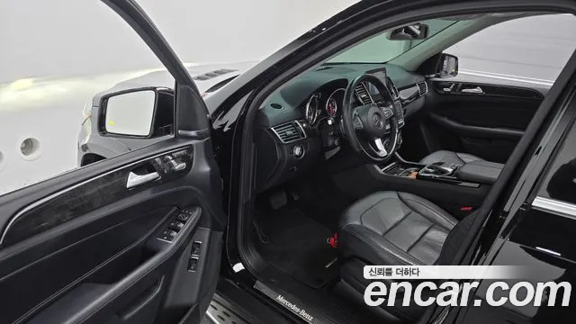 Mercedes-Benz GLS-Class 2018 — фото 13