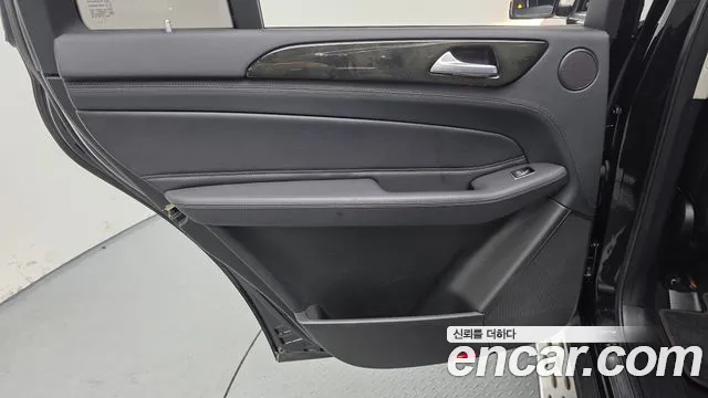 Mercedes-Benz GLS-Class 2018 — фото 15
